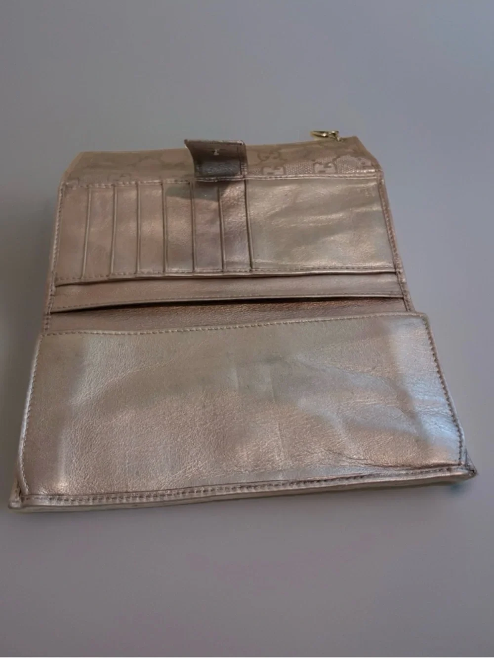 Gucci GG Monogram Long Continental Wallet in Metallic Lilac - Picture 6 of 16